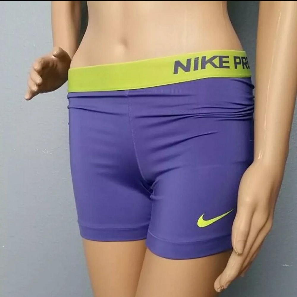 Nike Pro women's compression shorts
Size XS
Purple